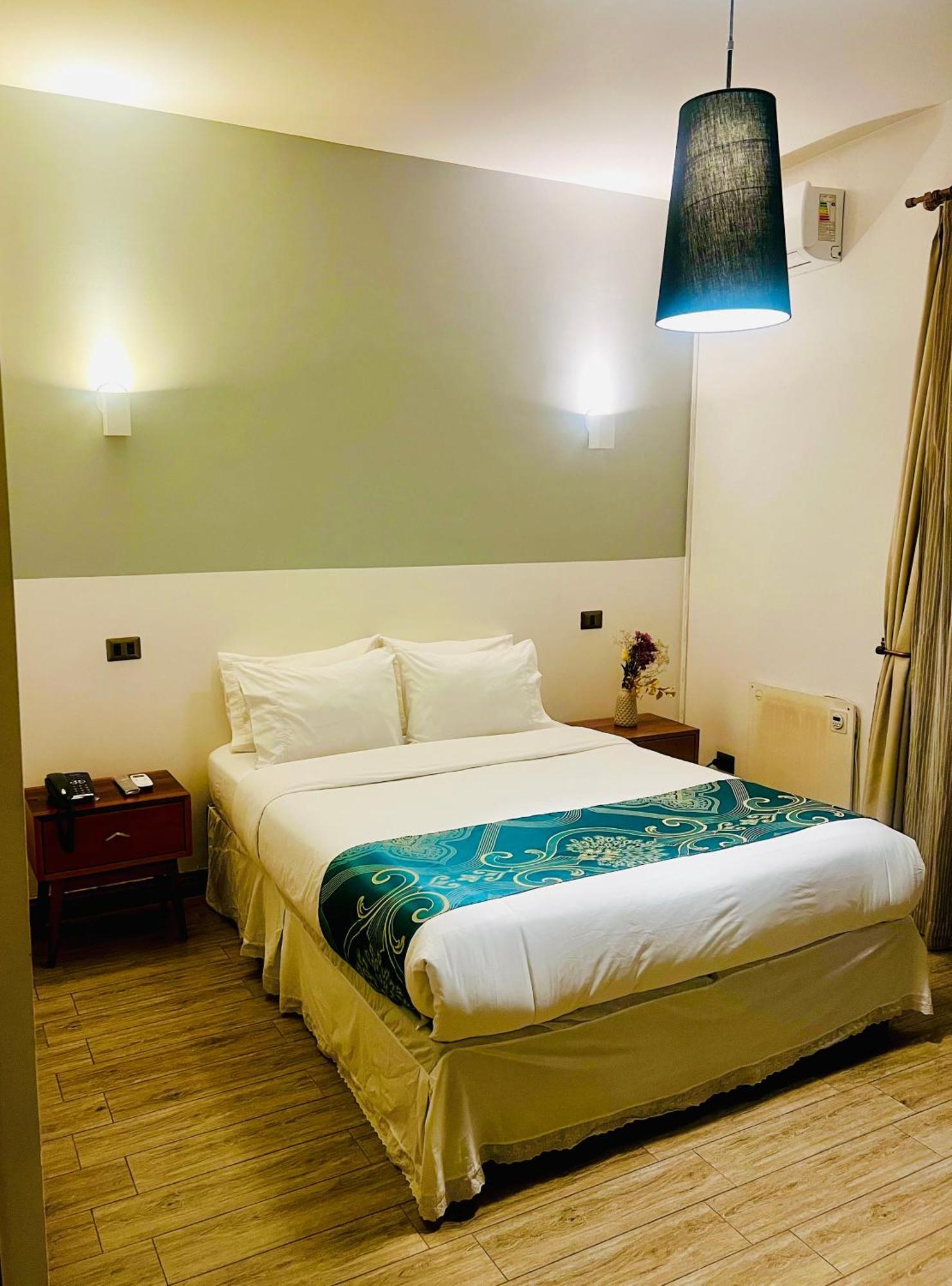 Hotel Boutique Casa Noble ซานติอาโก ภายนอก รูปภาพ
